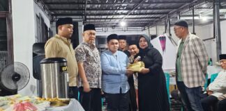 PWI Pusat Serahkan Uang Duka kepada Keluarga Almarhum Zulmansyah Sekedang
