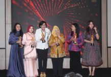 Istri Gubernur Aceh Raih AMKI Kartini Award 2026: Terima Kasih Suamiku