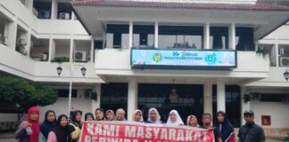 Warga Lingkungan IX Geruduk Kantor Wali Kota Medan